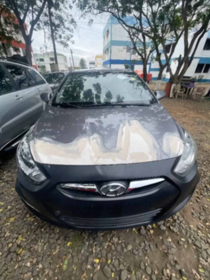 Hyundai Accent   - 2014