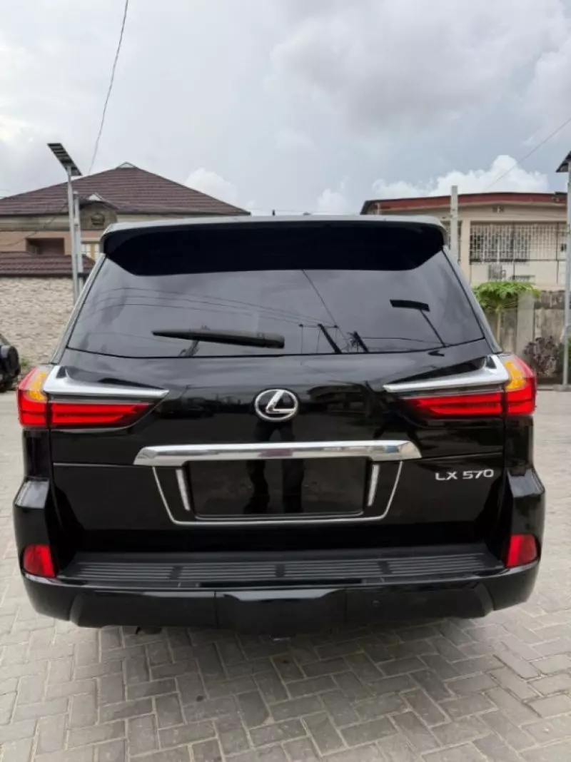 Lexus RX   - 2018