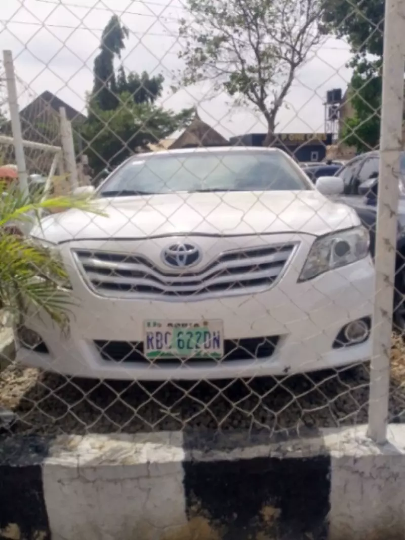 Toyota Camry   - 2008