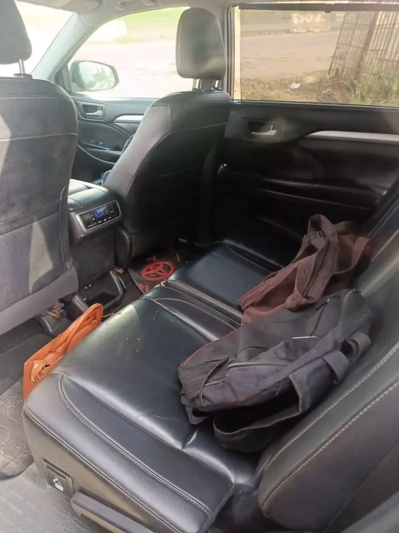 TOYOTA Highlander   - 2019