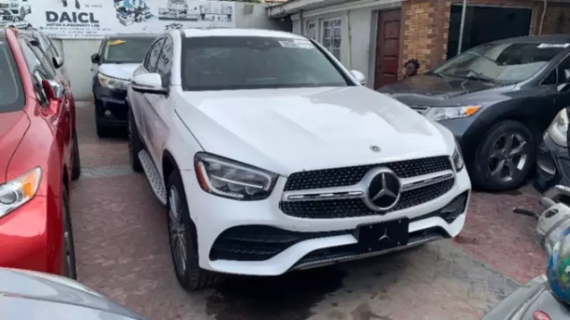 Mercedes-Benz GLE 300   - 2021