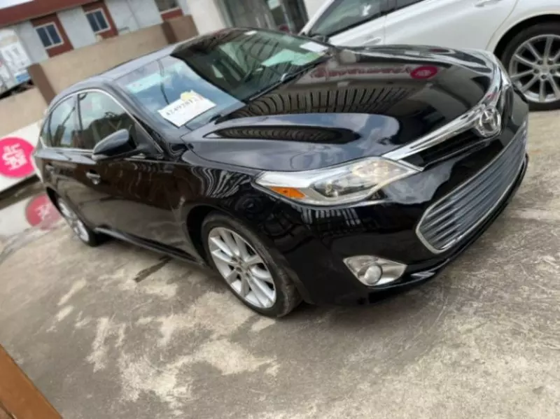 TOYOTA Avalon   - 2013