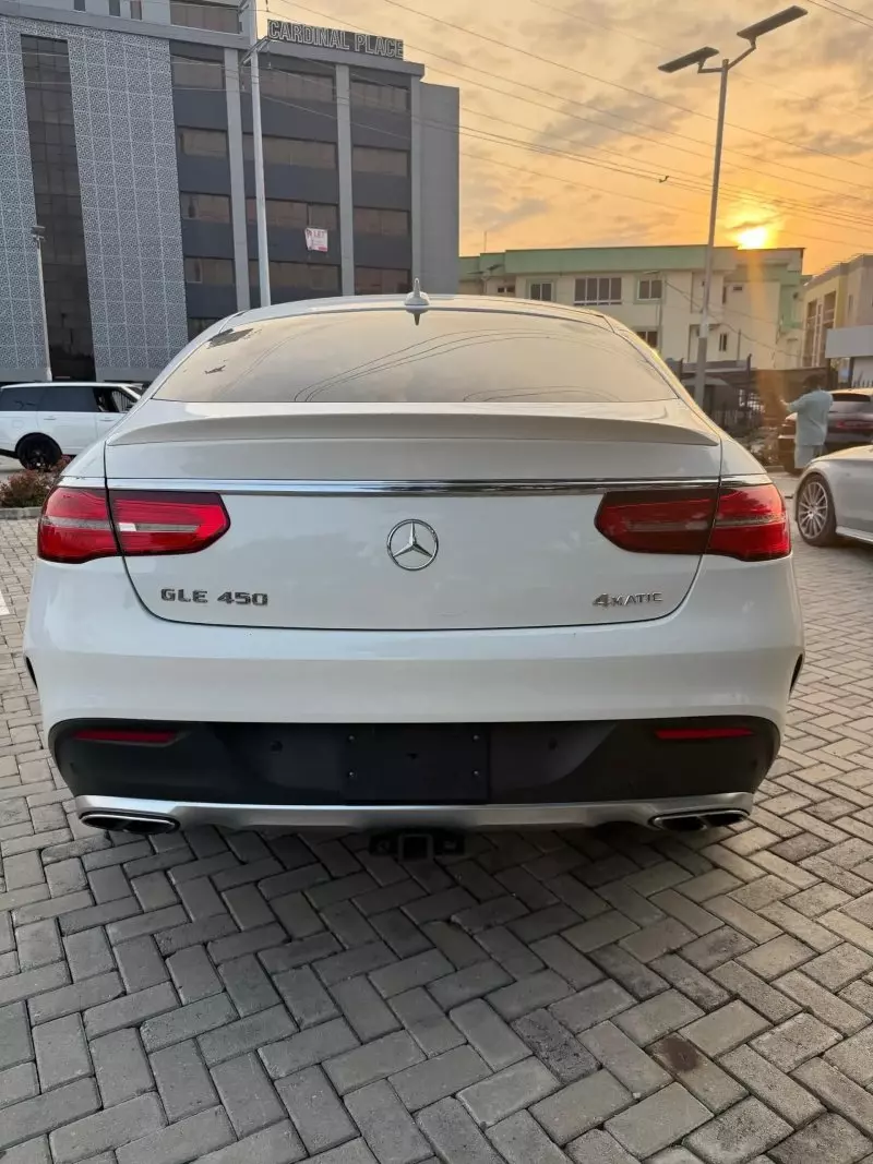 Mercedes-Benz GLE 450   - 2016