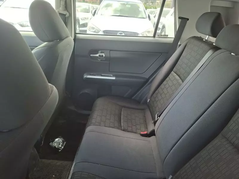 Toyota Rumion   - 2012