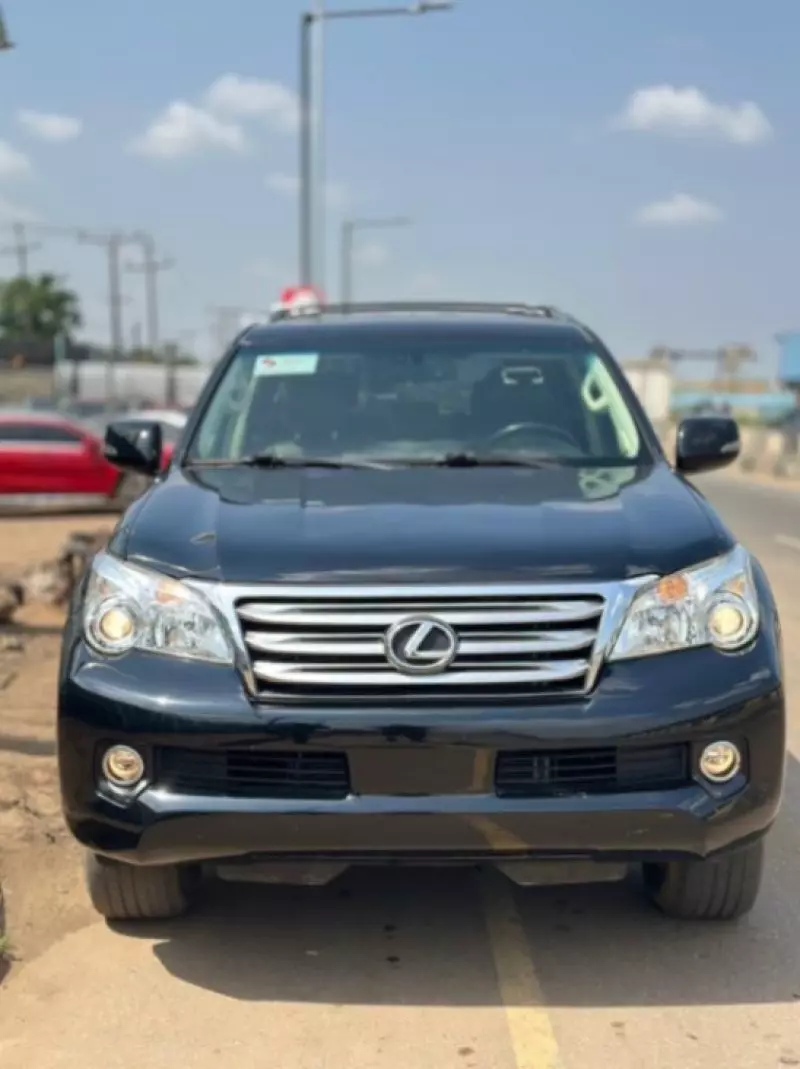 Lexus GX 460   - 2011