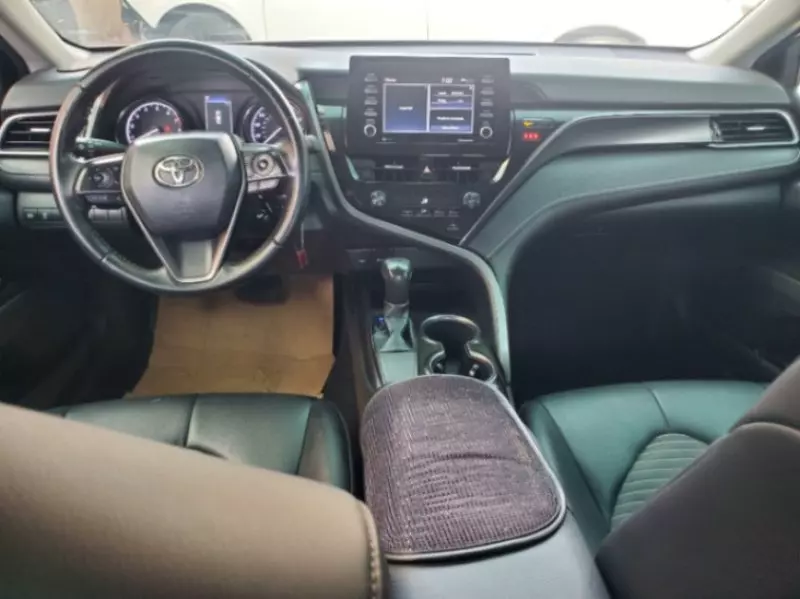 TOYOTA Camry   - 2021