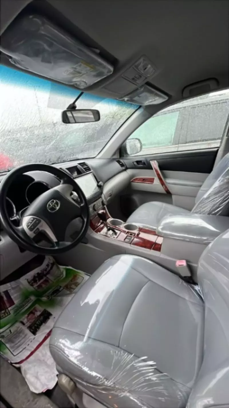 TOYOTA Highlander - 2009
