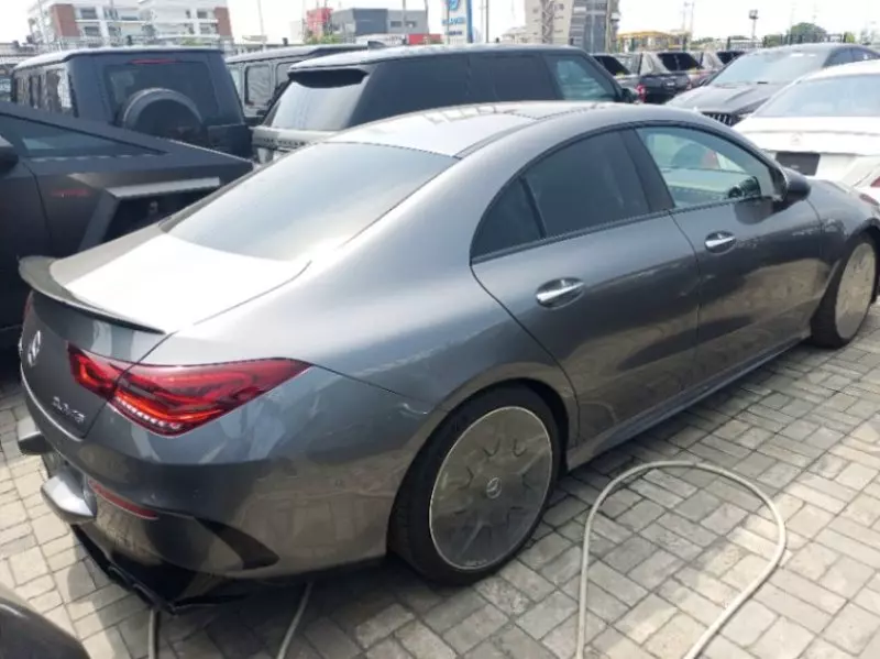 Mercedes-Benz CLA 45 AMG   - 2021