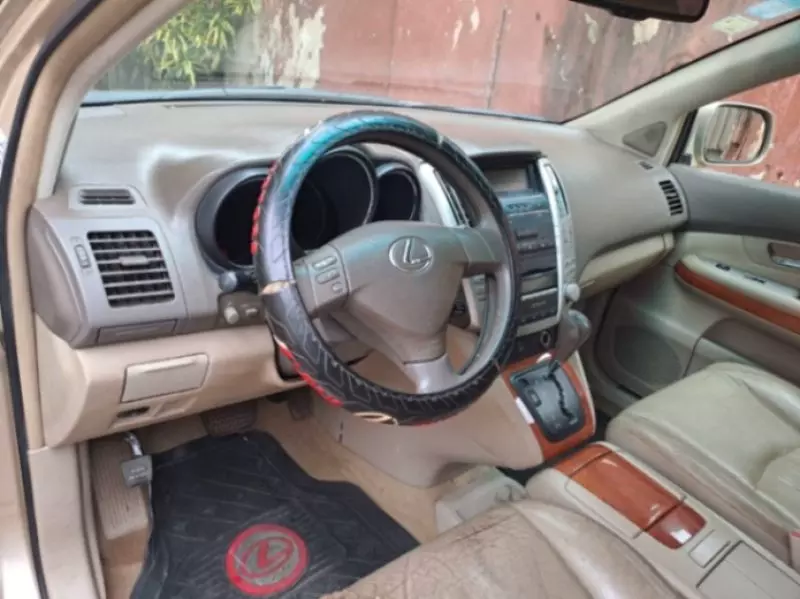 Lexus RX   - 2009
