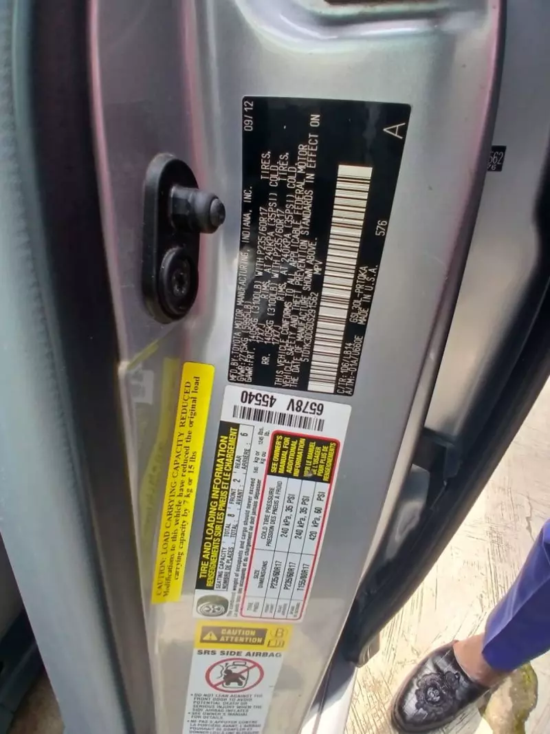 Toyota Sienna   - 2012