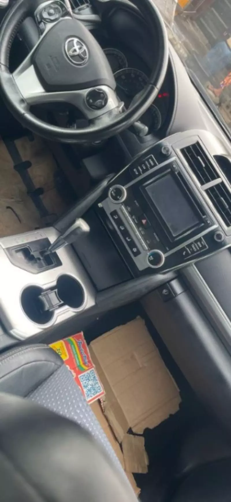 Toyota Camry   - 2014