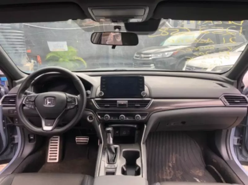 Honda Accord   - 2021
