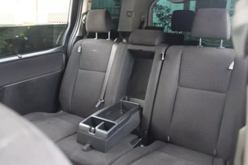 Toyota Noah   - 2016