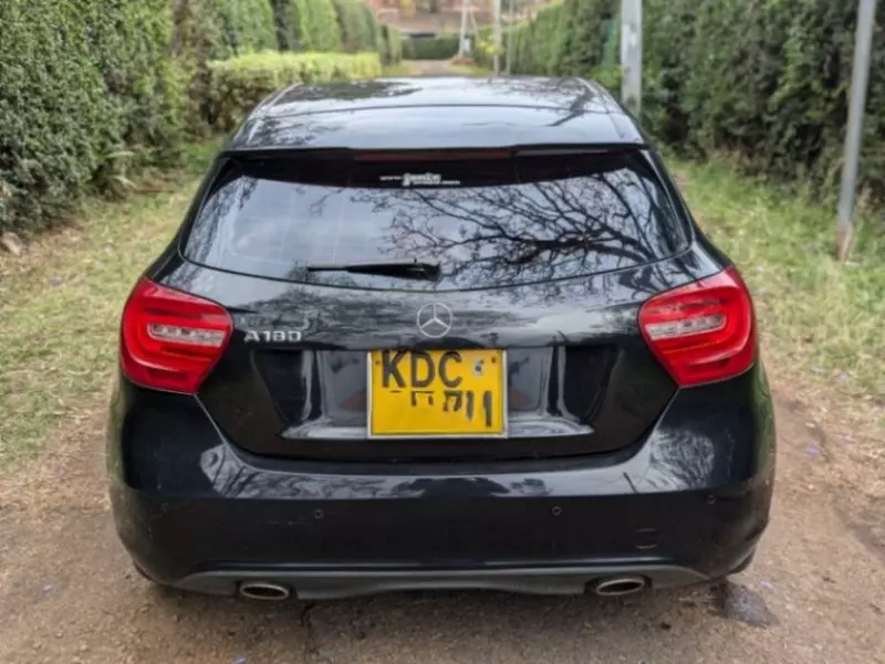 Mercedes-Benz A180   - 2014