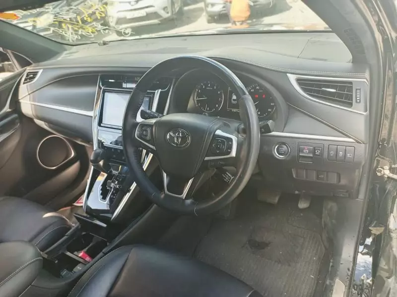 TOYOTA Harrier - 2019