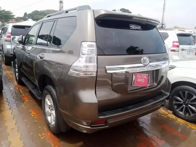 Toyota Landcruiser Prado   - 2015