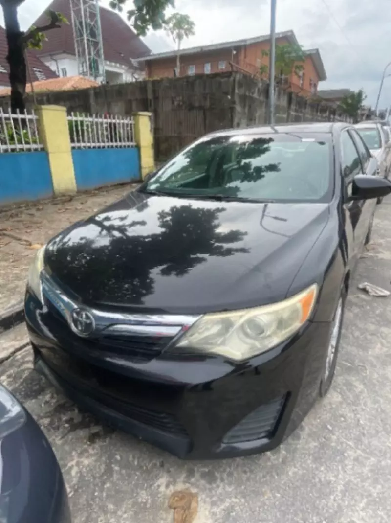 TOYOTA Camry   - 2014