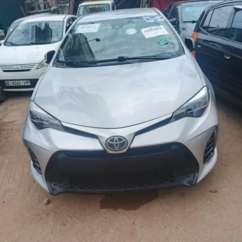 TOYOTA Corolla   - 2018
