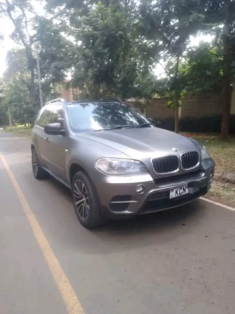 BMW X5   - 2010