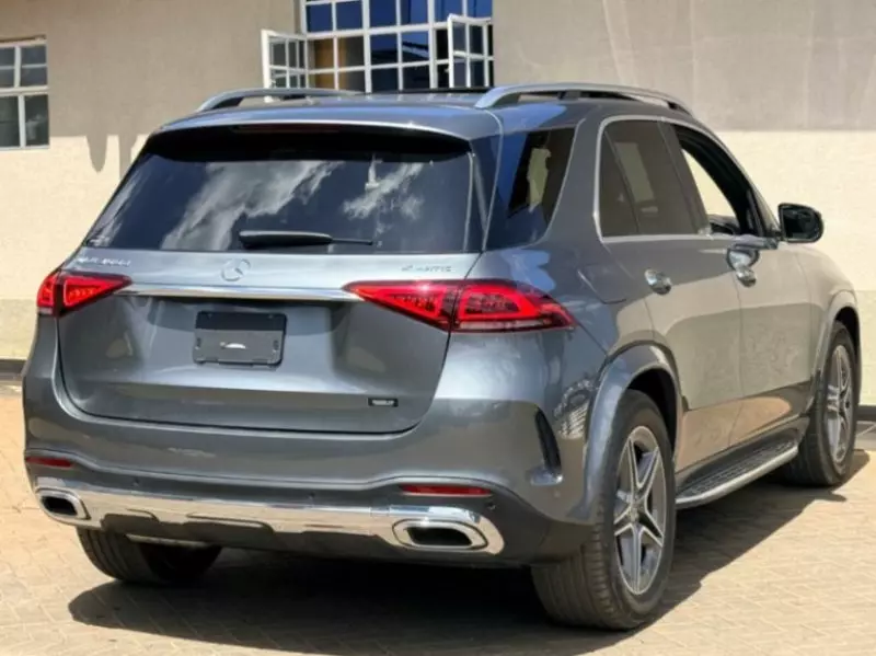 Mercedes-Benz GLE 300   - 2020