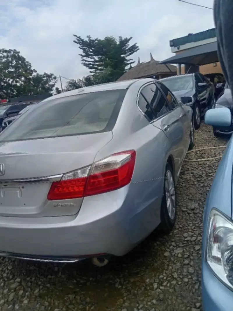 Honda Accord   - 2014