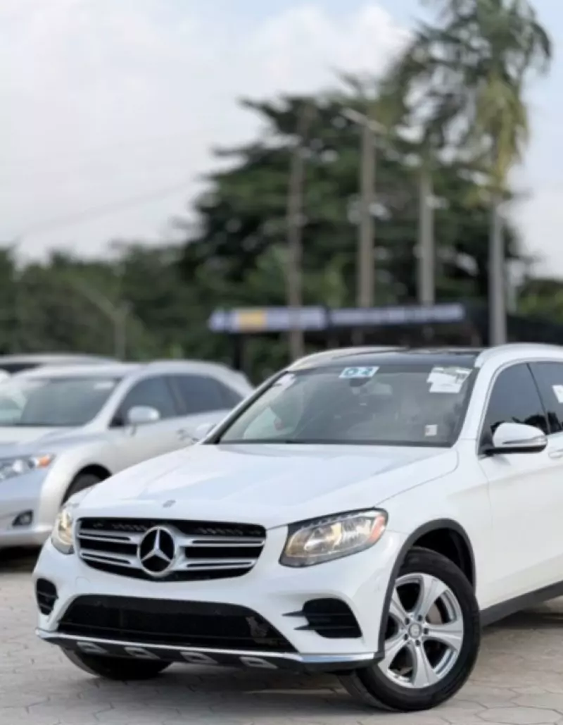 Mercedes-Benz Glc-class   - 2016