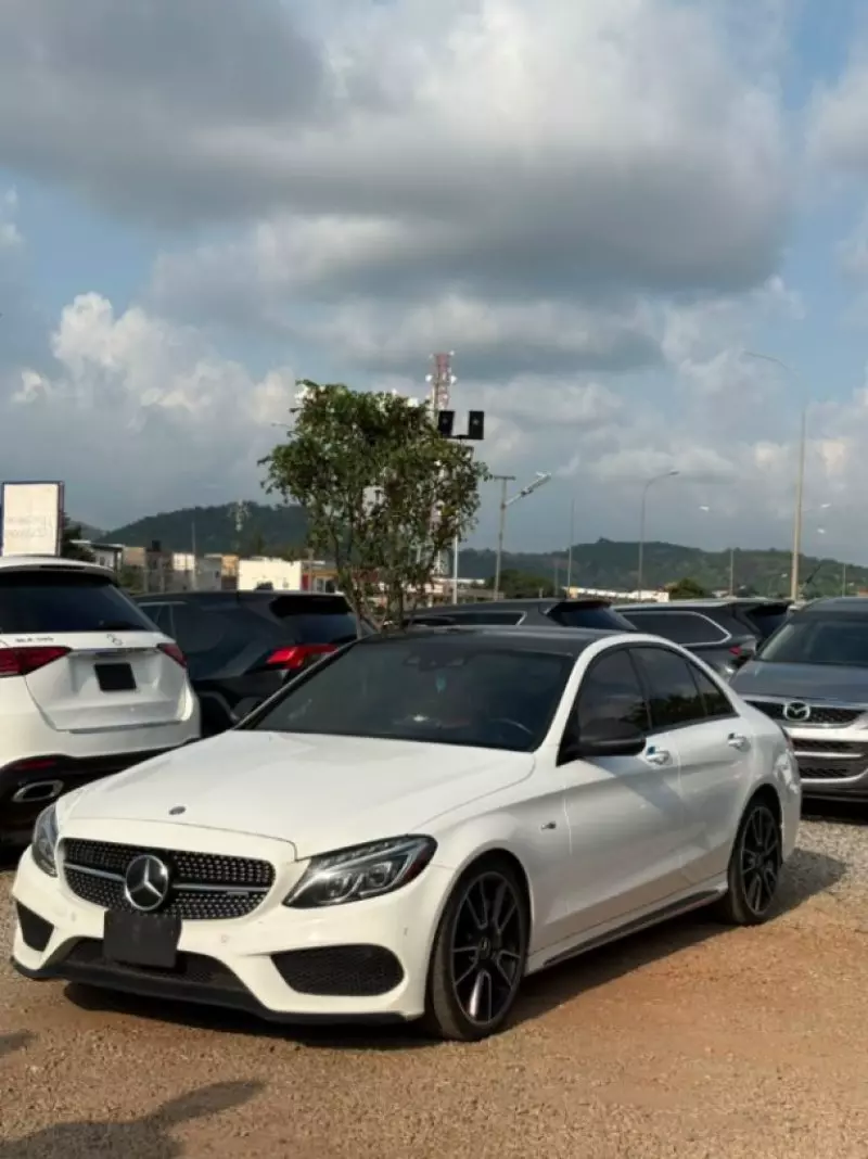 Mercedes-Benz C-Class - 2017