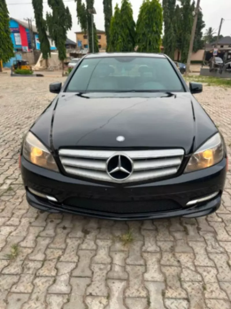 Mercedes-Benz C-Class   - 2011