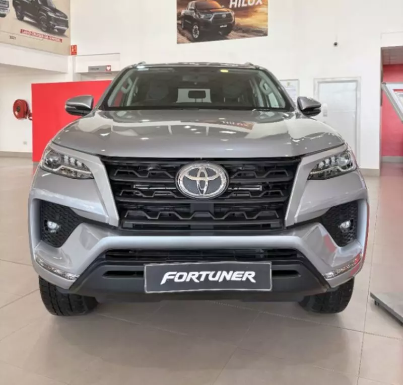 Toyota Fortuner   - 2025