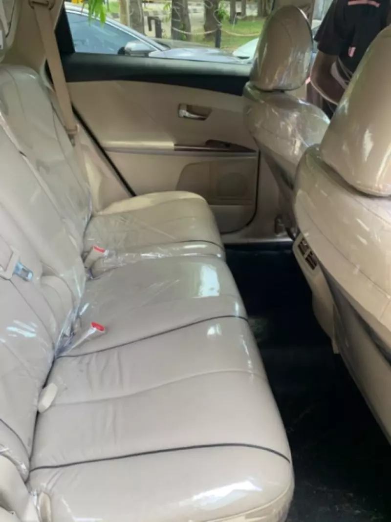 TOYOTA Venza - 2011