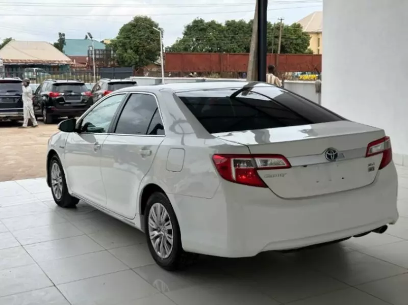 TOYOTA Camry   - 2014