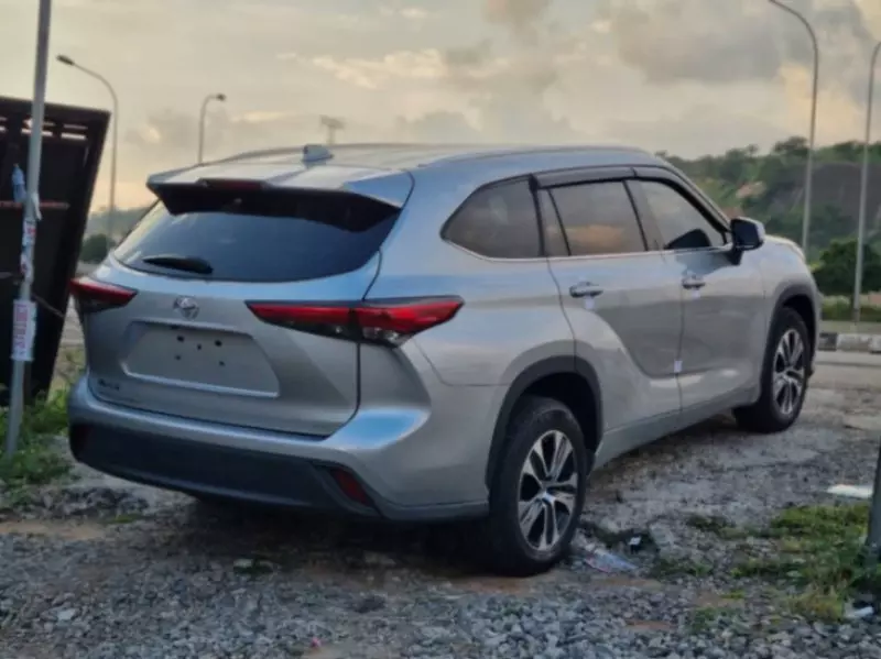 TOYOTA Highlander - 2020