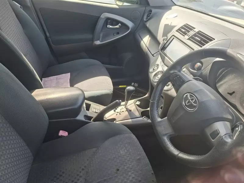 Toyota Vanguard    - 2013