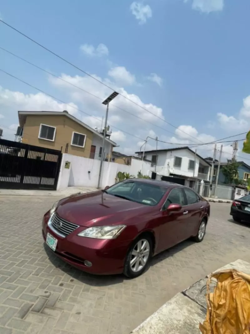 Lexus ES   - 2008