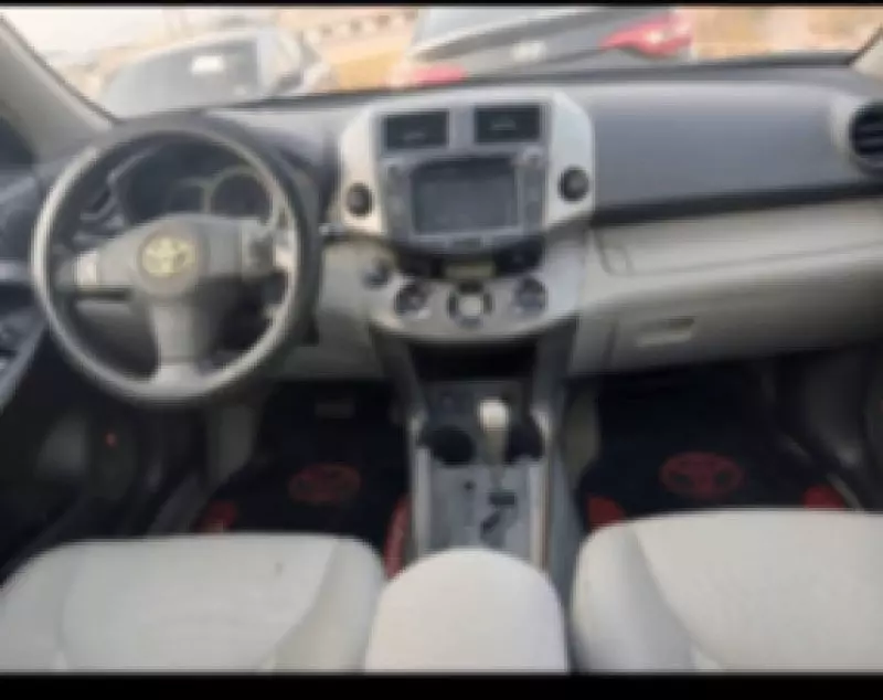 Toyota RAV 4   - 2009