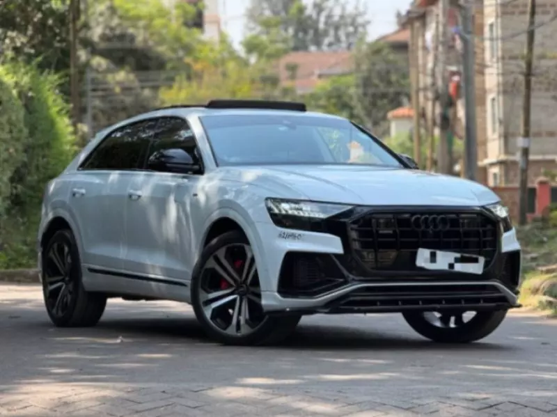 Audi Q8   - 2020