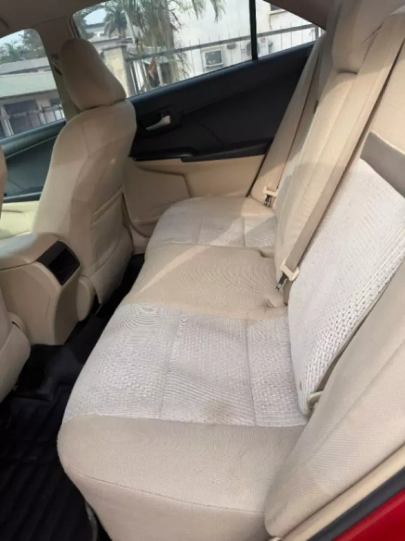 Toyota Camry   - 2012