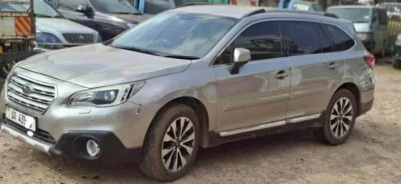 Subaru Outback   - 2017