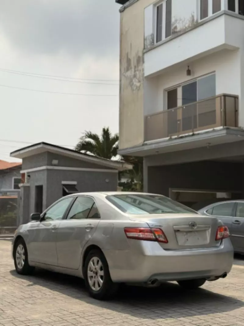 Toyota Camry - 2007