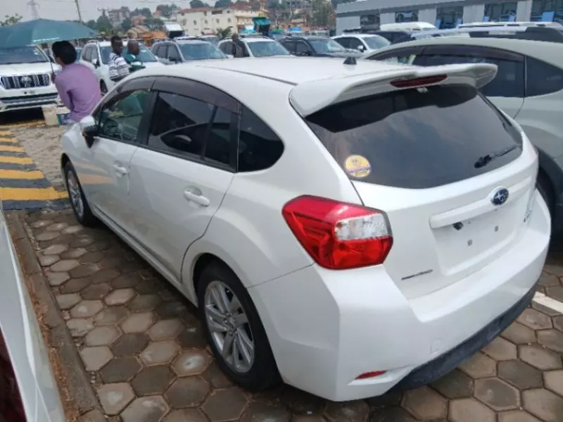 Subaru Impreza   - 2016