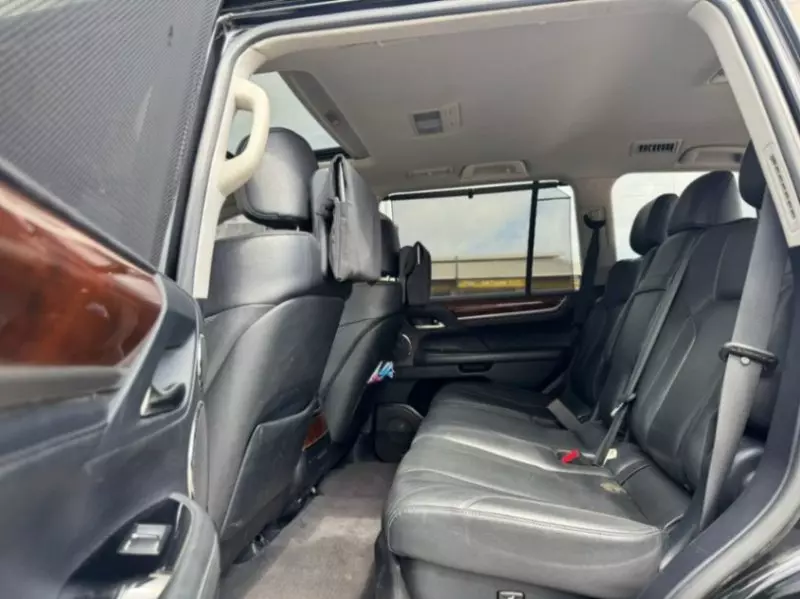 Lexus LX   - 2017