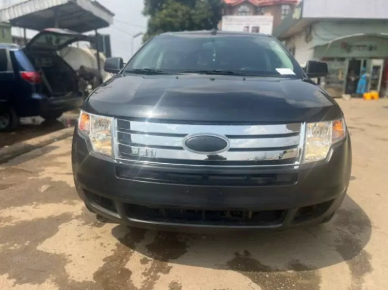 Ford Edge - 2010