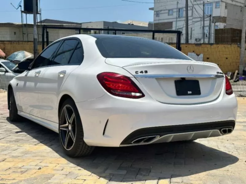 Mercedes-Benz C-Class   - 2016