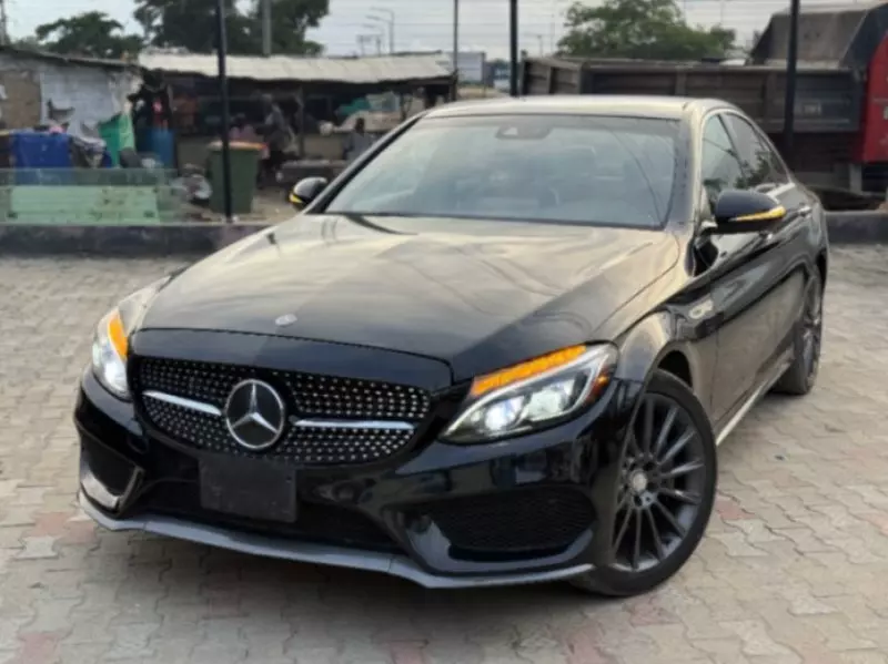 Mercedes-Benz C 300   - 2016