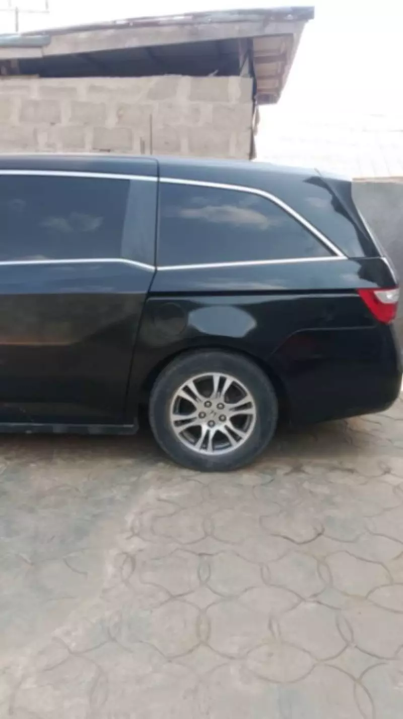 Honda Odyssey   - 2012