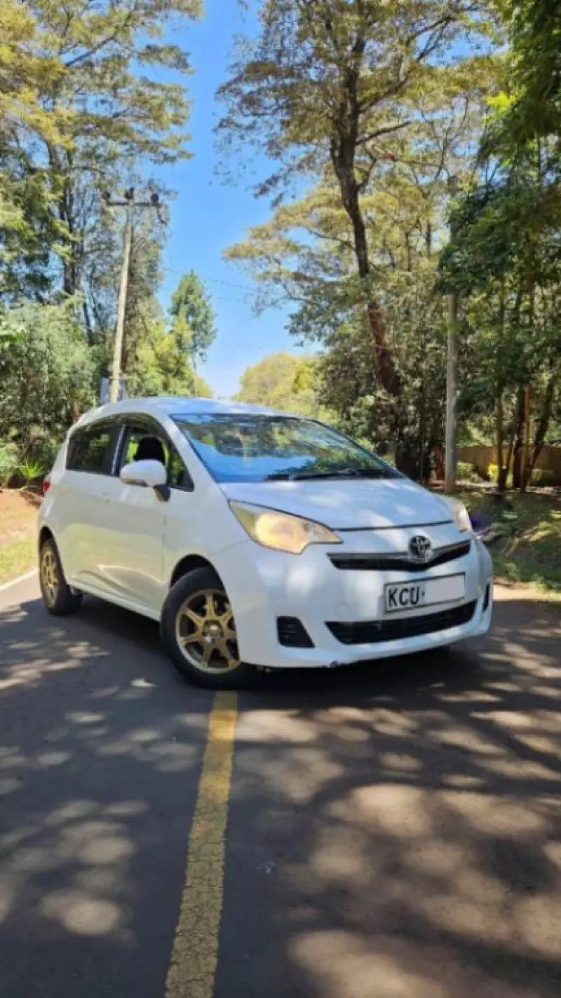 TOYOTA Ractis - 2013