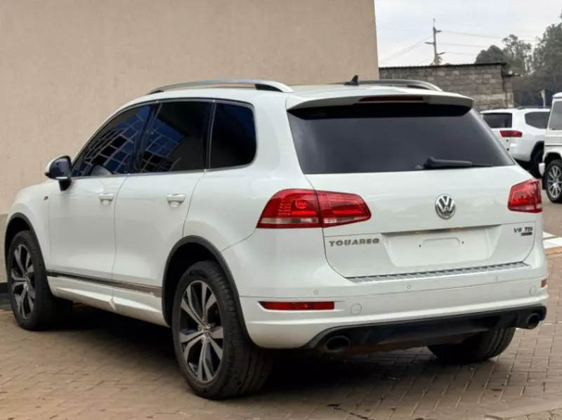 VOLKSWAGEN AMAROK BVM TRENDLINE   - 2014