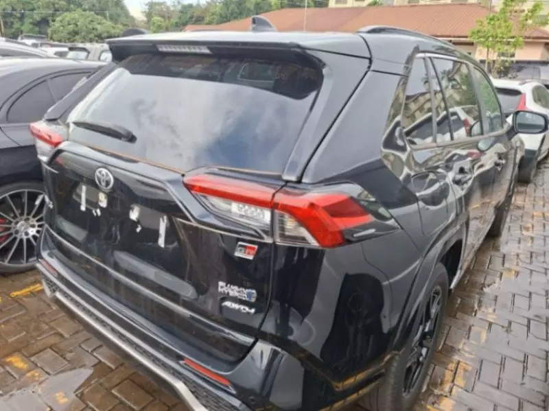 TOYOTA Rav4   - 2025