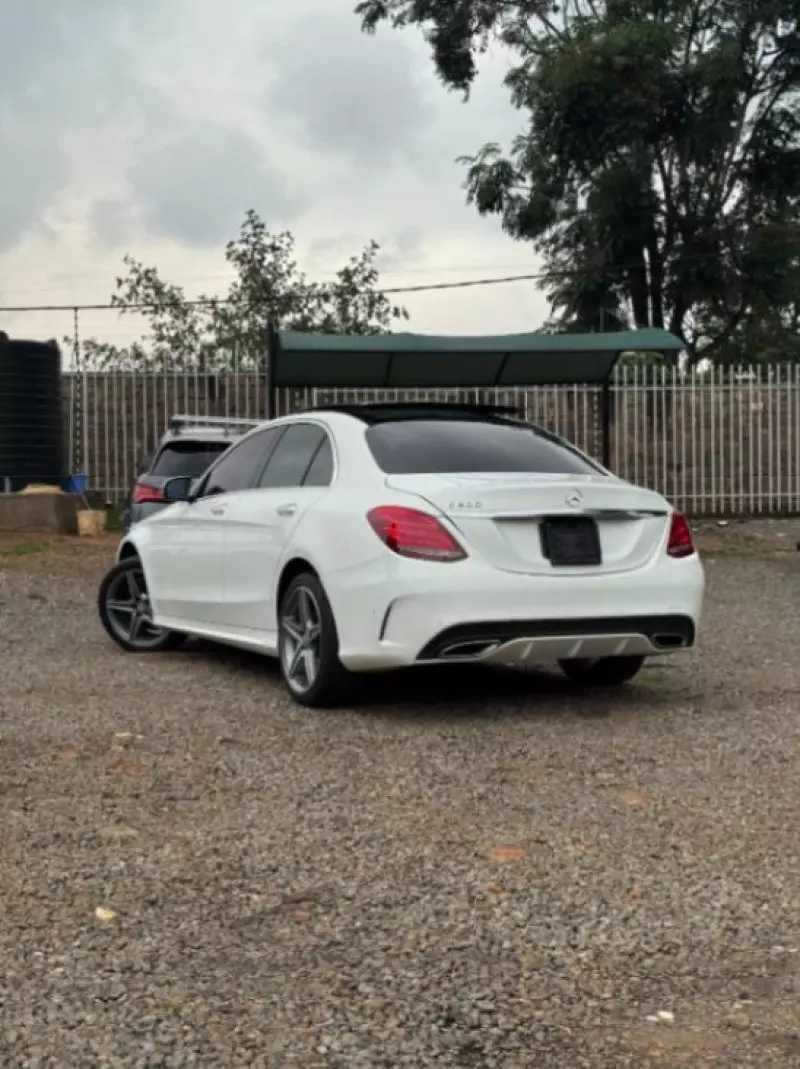 Mercedes-Benz C 200   - 2016