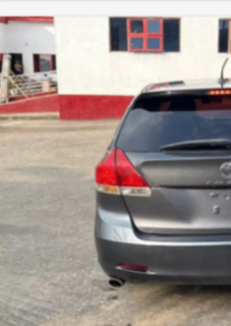 TOYOTA Venza - 2012